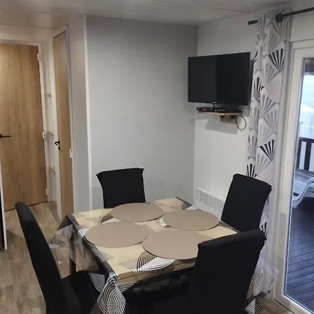 Camping Mobil-home K121 Au Les Charmettes